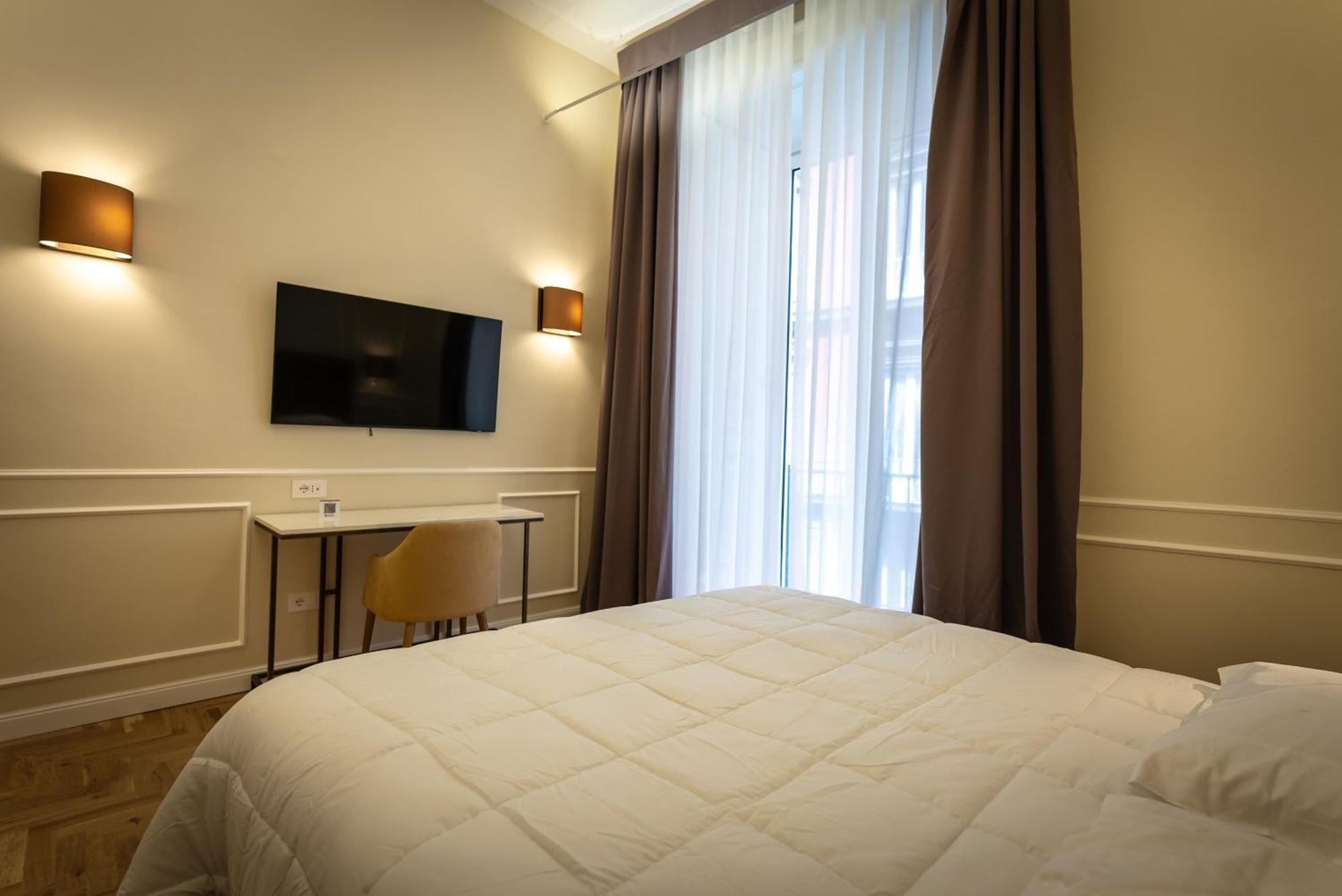 Antica Dimora Pessina Hotel Наполи Екстериор снимка