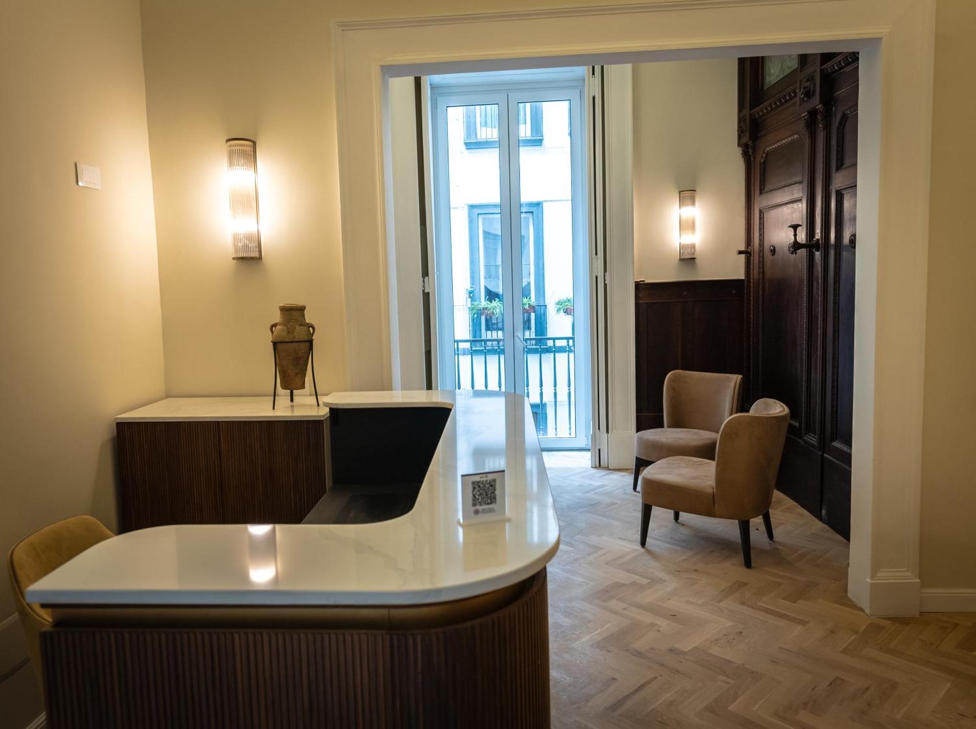 Antica Dimora Pessina Hotel Наполи Екстериор снимка