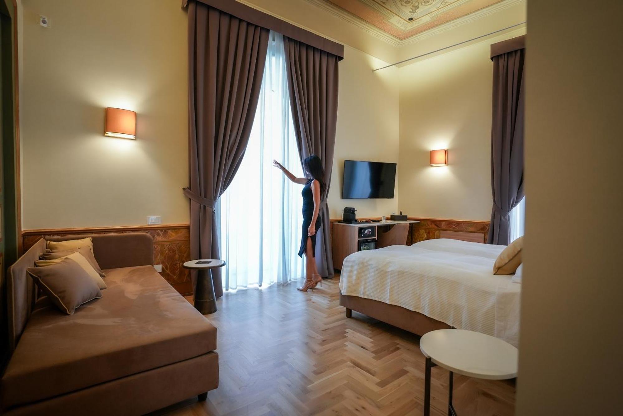 Antica Dimora Pessina Hotel Наполи Екстериор снимка